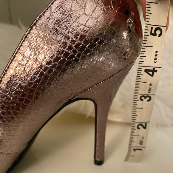 Sam & Libby Faux Croc Silver metallic Stiletto Heels Size 8 - Picture 8 of 8